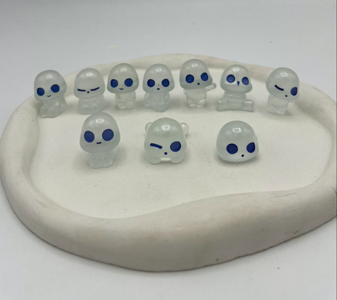 روح-کودامو-روح-کوداما-شبتاب-ارواح-کوداما-شبتاب-ارواح-م...و-شبتاب-روح-مونونوکه-شبتاب-ارواح-جنگل-شبتاب-روح-جنگل-شبتاب-روح-کودامو-2 (1)