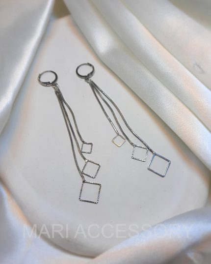 گوشواره آویز دار رشته ای لوزی کد۳۵